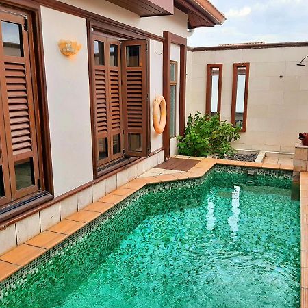 Wonderland Private Pool Villas At ポートディクソン エクステリア 写真