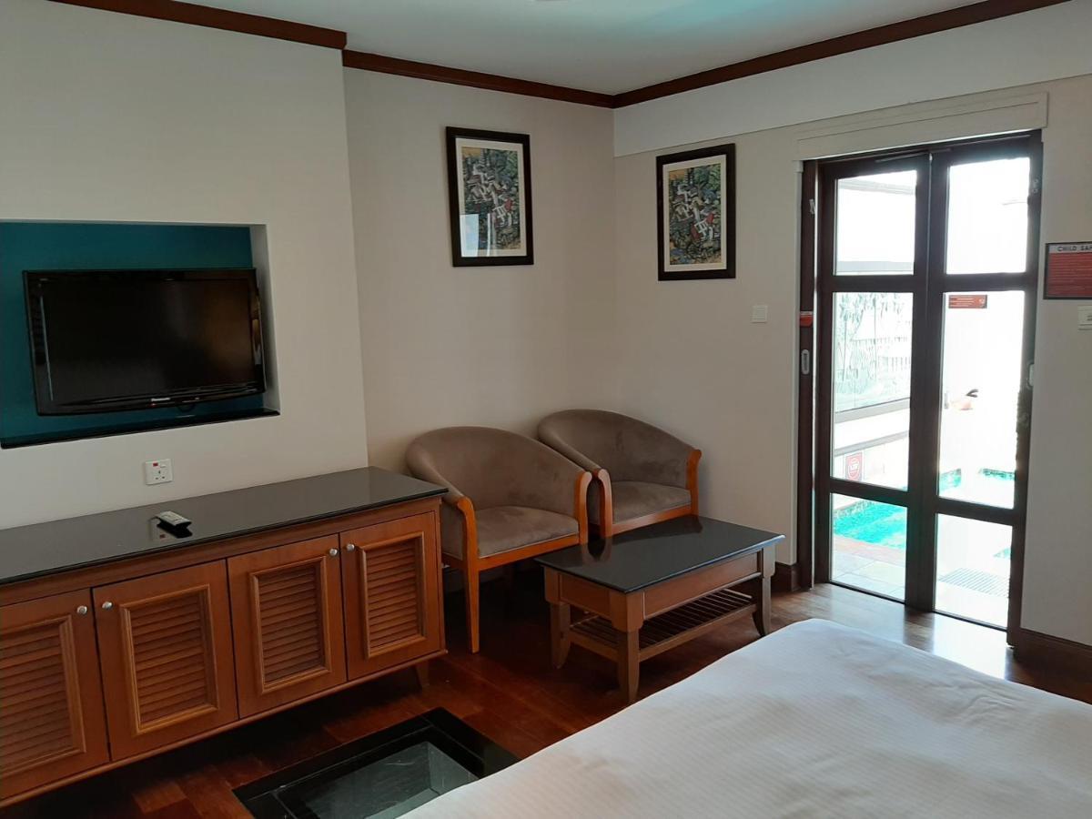 Wonderland Private Pool Villas At ポートディクソン エクステリア 写真
